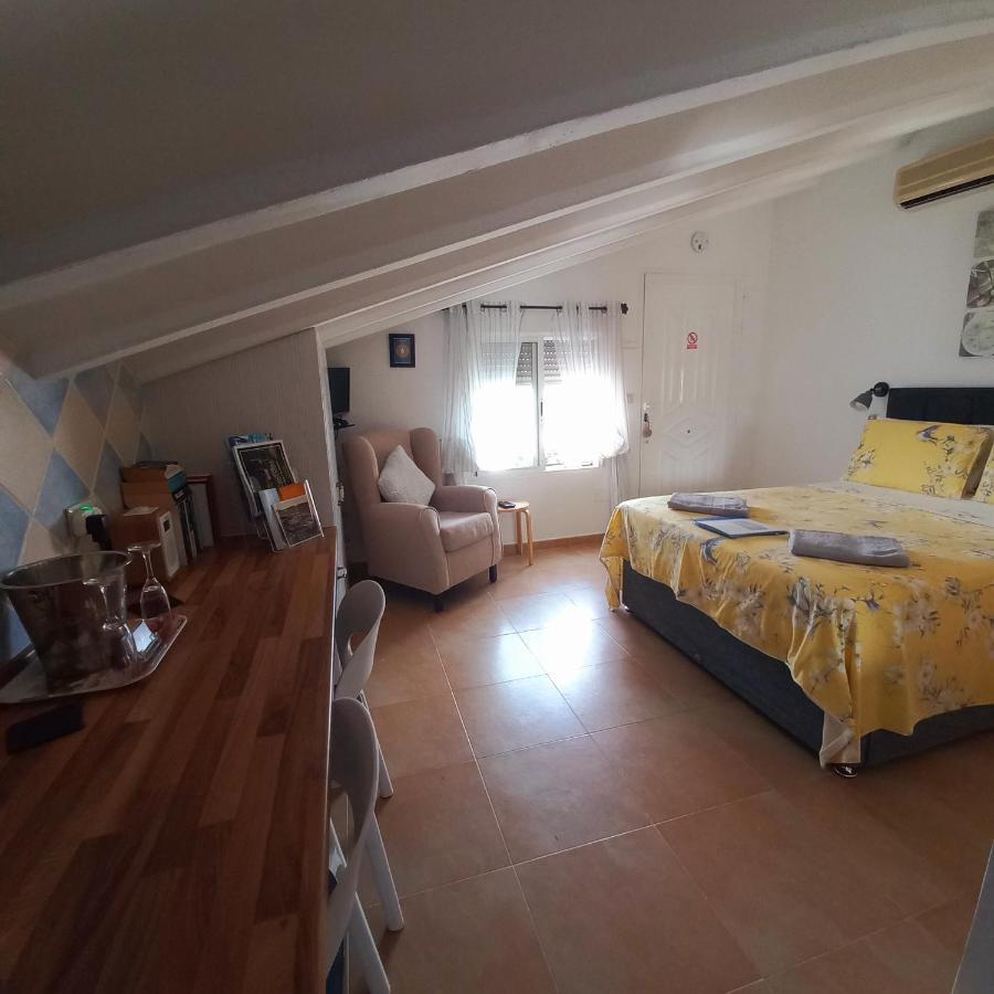 The Loft Cantoria - Room With A View Extérieur photo